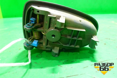 Ручка внутренняя двери передней правой (8262025000) для Hyundai Aсcent с 2000г (Акцент)