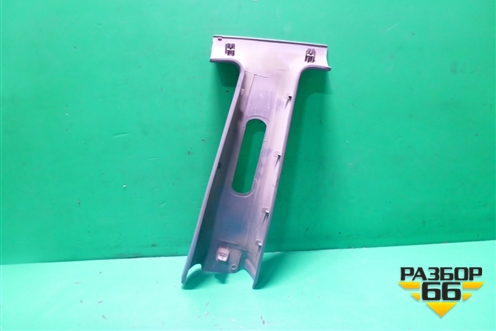 Обшивка стойки центральная верхняя левая (8583025100) для Hyundai Aсcent с 2000г (Акцент)