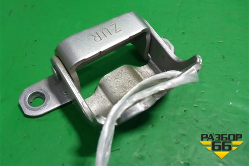 Петля двери задней правой верхняя (60470AG000) для Subaru Legacy Outback (BP9) с 2003-2009г (Легаси Аутбек)