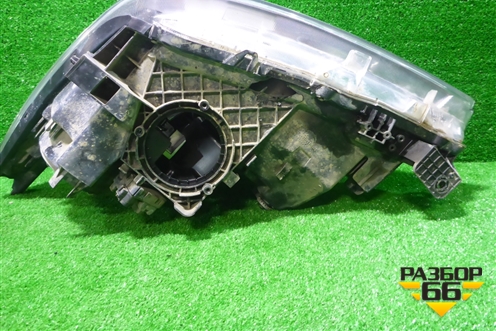 Фара правая (до 2014г ксенон без блока и лампы) (260101LB1B) для Nissan Patrol (Y62) с 2010г (Патрол)