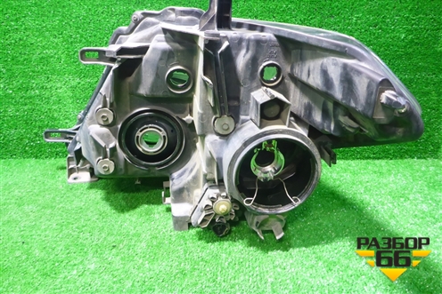 Фара правая (до 2014г ксенон без блока и лампы) (260101LB1B) для Nissan Patrol (Y62) с 2010г (Патрол)