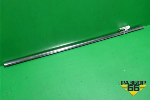 Накладка стекла переднего правого для Volkswagen Tiguan с 2016г (Тигуан)