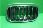 Решетка радиатора левая (7316075) для BMW X5 F15 с 2013г (Х5 Ф15)