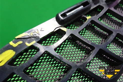 Решетка в капот правая (A1908812000) для Mercedes Benz AMG GT C190 с 2015г (АМГ ГТ)