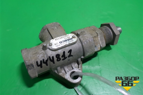 Клапан пневматический (4342080290) для Iveco EuroCargo III 2008г (ЕвроКарго)