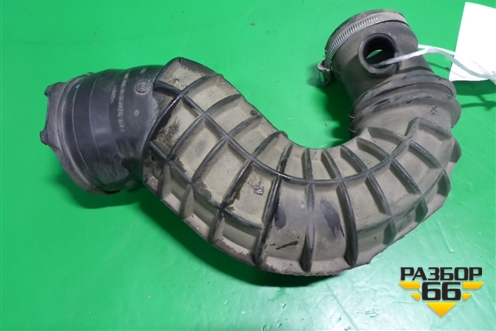 Патрубок воздушного фильтра (A9095280200) для Mercedes Benz AMG GT C190 с 2015г (АМГ ГТ)