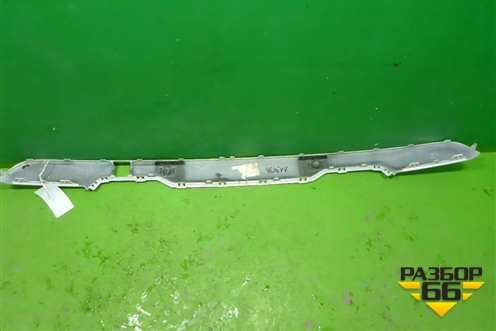 Накладка заднего бампера (под парктроник) (51127440885) для BMW X5 G05 с 2018г (Х5 Г05)