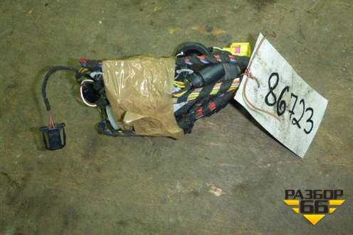 Проводка двери передней правой для Skoda Octavia (А5) с 2004-2013г (Октавия)