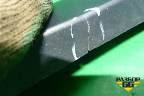 Накладка переднего крыла правого (4G9853718) для Audi A6 (C7) Allroad Quattro с 2012-2019г (А6)