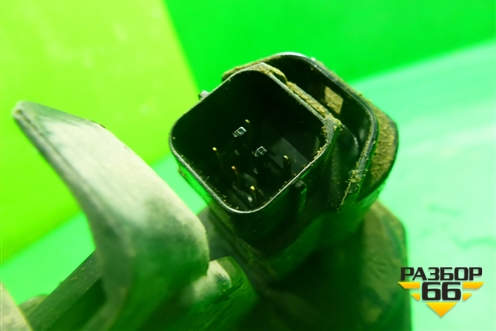 Замок двери задней левой для Hyundai Getz с 2002г (Гетц)