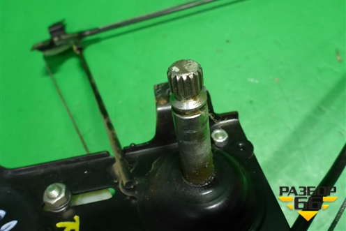 Стеклоподъёмник механический двери правой (532056104010) для Камаз  5320