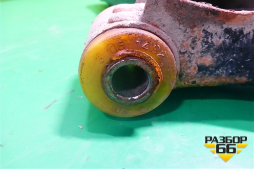 Рычаг передний правый для Peugeot 4007 с 2008г