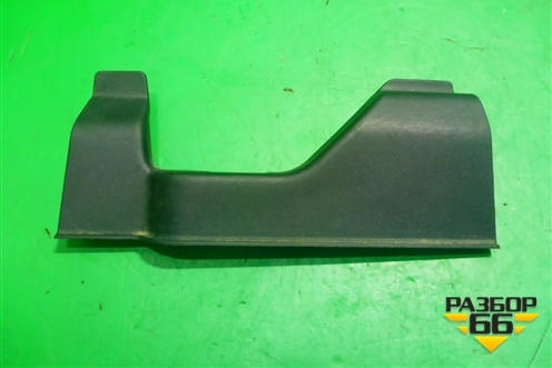 Обшивка стойки центральная нижняя левая (заглушка) (7211A069) для Peugeot 4007 с 2008г