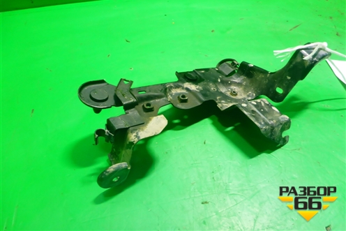 Кронштейн воздушного фильтра (2.4л 4B12) (1500A054) для Peugeot 4007 с 2008г