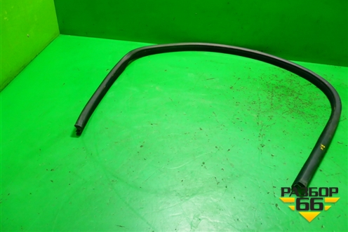 Уплотнитель двери (правой на кузов) для Mercedes Benz E-Klass C207 (купе) с 2009г (Е Купе)