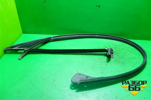 Уплотнитель на кузов правый для Mercedes Benz E-Klass C207 (купе) с 2009г (Е Купе)