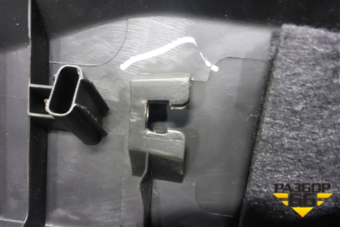 Обшивка багажника (на заднюю панель) (13286043) для Opel Meriva с 2010г (Мерива)