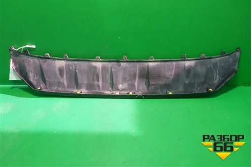 Накладка переднего бампера (4M0807733D) для Audi Q7 c 2015г (Ку 7)