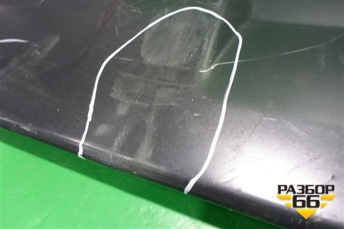 Накладка переднего бампера (4M0807733D) для Audi Q7 c 2015г (Ку 7)