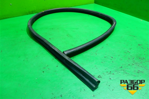 Уплотнитель двери (левой на кузов) для Mercedes Benz E-Klass C207 (купе) с 2009г (Е Купе)