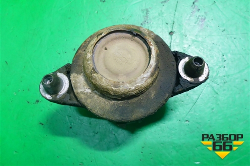 Опора двигателя левая (1.8л 271860) для Mercedes Benz E-Klass C207 (купе) с 2009г (Е Купе)