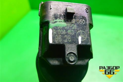 Датчик положения распредвала (в клапанную крышку) (A0041539628) для Mercedes Benz E-Klass C207 (купе) с 2009г (Е Купе)