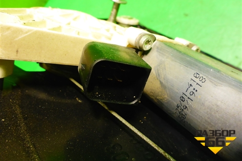 Стеклоподъёмник электрический задний правый (A2076700203) для Mercedes Benz E-Klass C207 (купе) с 2009г (Е Купе)