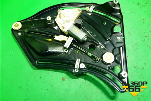 Стеклоподъёмник электрический задний левый для Mercedes Benz E-Klass C207 (купе) с 2009г (Е Купе)