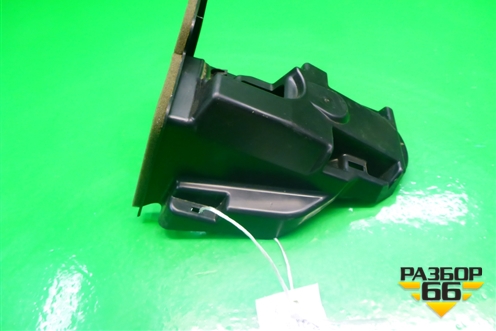 Кожух (педали стояночного тормоза) (A2046890408) для Mercedes Benz E-Klass C207 (купе) с 2009г (Е Купе)