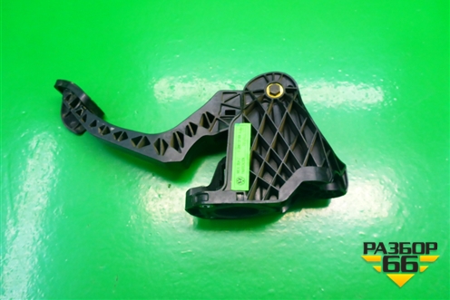 Педаль сцепления (1K1721059) для Volkswagen Jetta с 2010-2019г (Джетта)