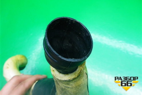 Водосток (правый) для Volvo XC90 с 2002-2015г (ХС90)