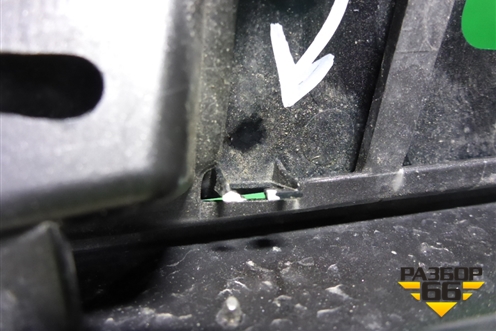 Накладка крышки багажника (7681133520) для Toyota Camry V70 с 2017г (Камри)