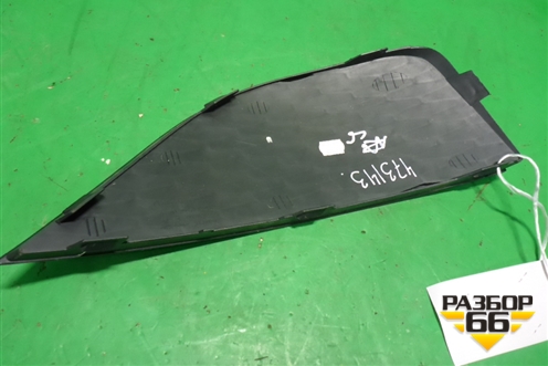 Заглушка в передний бампер правая (6J0853666) для Seat Ibiza с 2008-2017г (Ибица)