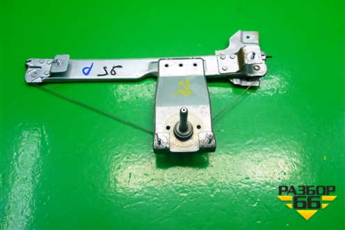 Стеклоподъёмник механический задний правый (827208112R) для Renault Duster I с 2010-2021г (Дастер)