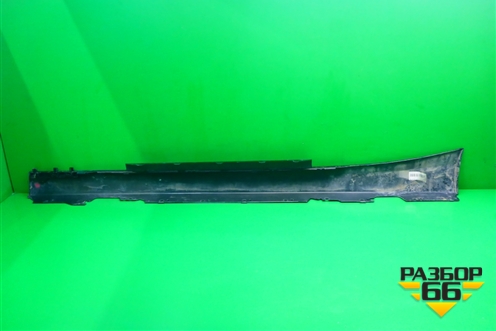 Накладка на порог наружная правая (3х дверный кузов) (51777288396) для BMW 1-серия F20/F21 с 2011г