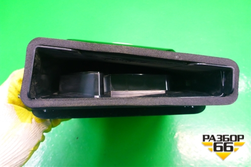 Сабвуфер (под сидение правый) для BMW 1-серия F20/F21 с 2011г