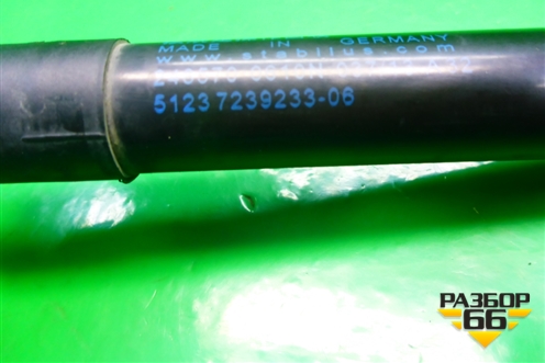 Амортизатор капота (51237239233) для BMW 1-серия F20/F21 с 2011г