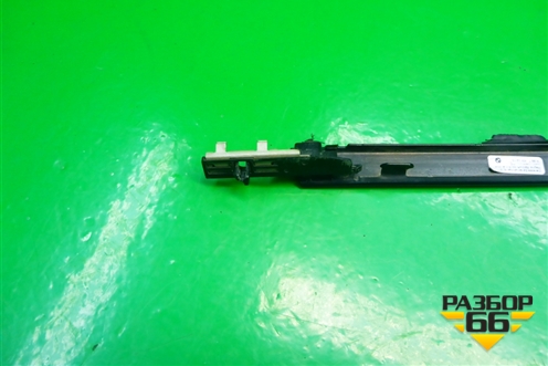 Накладка стекла заднего левого для BMW 1-серия F20/F21 с 2011г