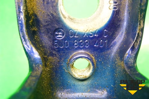 Петля двери задней левой верхняя для Skoda Fabia с 2007-2014г (Фабия)