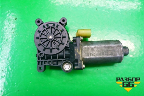 Моторчик стеклоподъёмника задний левый (676283620660) для Land Rover Range Rover 3 с 2002-2012г (Вог)