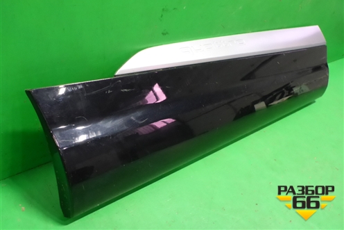 Накладка двери задней правой (4M0853970F) для Audi Q7 c 2015г (Ку 7)