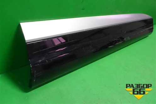 Накладка двери передней правой (4M0853960F) для Audi Q7 c 2015г (Ку 7)