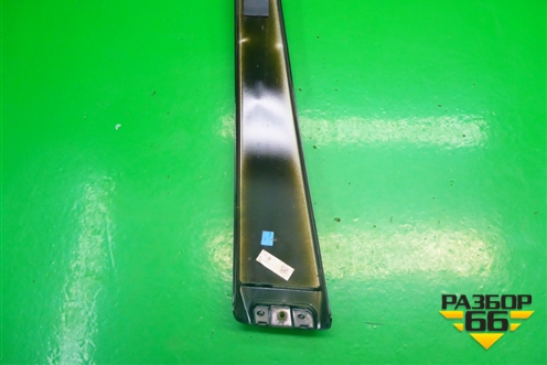 Накладка стойки (центральной левой) (7L6853317) для Volkswagen Touareg c 2002-2010г (Туарег)