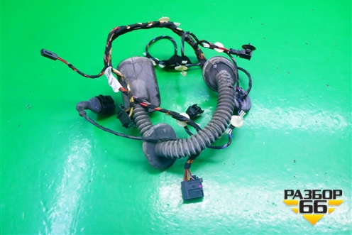 Проводка двери передней левой (7L6971120D) для Volkswagen Touareg c 2002-2010г (Туарег)