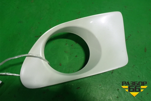 Накладка ПТФ правая (до 2012г) (814810E010A) для Lexus RX 300 c 2009-2015г (РХ)