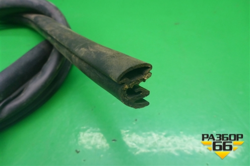 Уплотнитель двери (задней левой на кузов) для Great Wall Hover H3 с 2005г (Ховер)