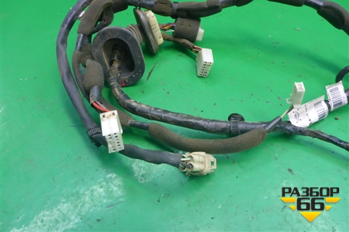 Проводка двери передней правой для Great Wall Hover H3 с 2005г (Ховер)