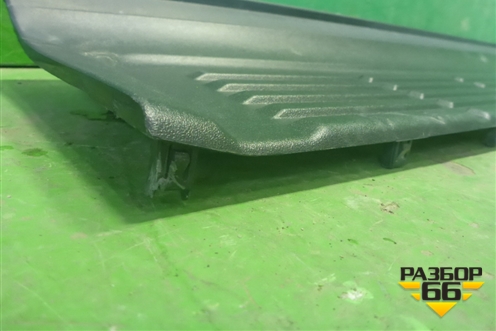 Накладка заднего бампера (до 2012г) (5216260040) для Toyota Land Cruiser (200) с 2008г (Ленд Крузер)