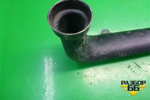 Патрубок воздушного фильтра (2.7л 276DT) (PHD000603) для Land Rover Discovery 3 с 2004-2009г (Дискавери)