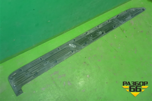 Накладка подножки правой (517716A130) для Toyota Land Cruiser Prado(150) с 2009г (Ленд Крузер Прадо)